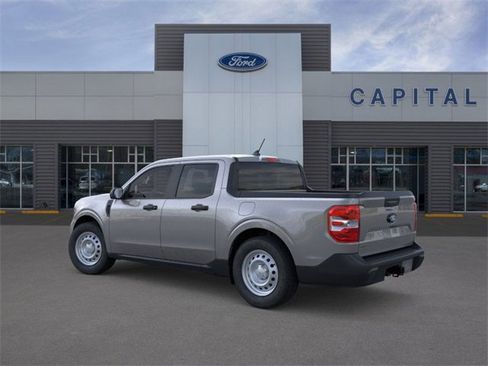 New 2025 Ford Maverick XL image 4