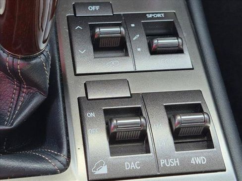 Used 2016 Lexus GX 460 Luxury w/ Preferred Accessory Package AWD/4WD image 19