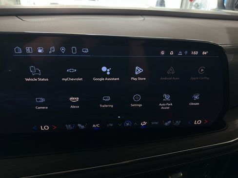 New 2025 Chevrolet Suburban Premier image 17