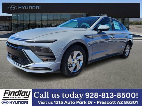 New 2026 Hyundai Sonata SE FWD image 1