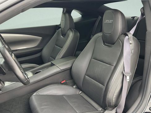 Used 2014 Chevrolet Camaro SS w/ RS Package RWD image 11