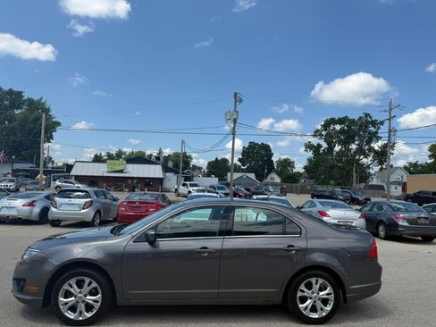 Used 2012 Ford Fusion SE FWD image 2
