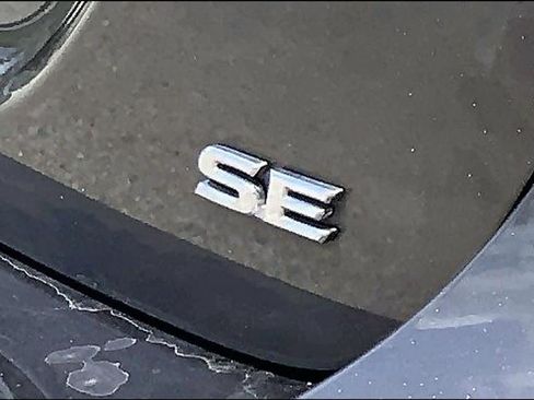 Used 2019 Toyota Camry SE w/ Convenience Package FWD image 30