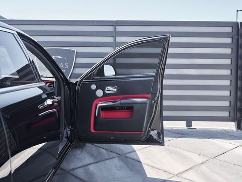 Used 2019 Rolls-Royce Ghost image 20