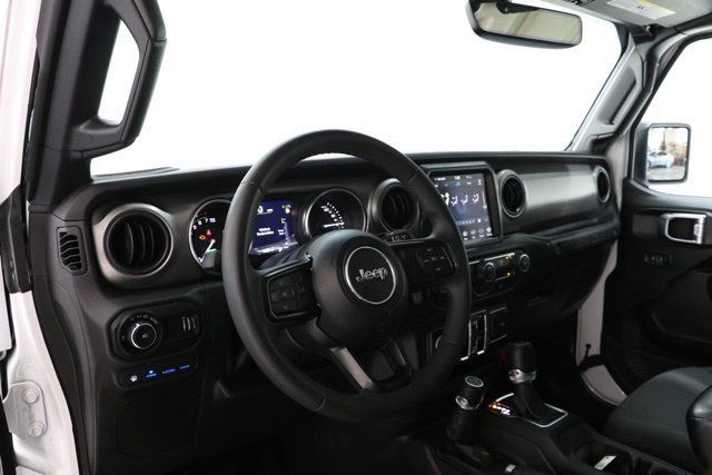 Used 2023 Jeep Wrangler Unlimited w/ 8.4" Radio Group AWD/4WD image 16