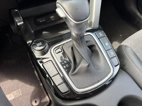 Used 2022 Kia Seltos S AWD/4WD image 21