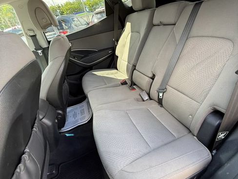 Used 2018 Hyundai Santa Fe Sport w/ 2.4L Value Package 02 AWD/4WD image 10