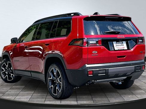 New 2026 Jeep Cherokee Overland w/ Trailer Tow Group AWD/4WD image 4