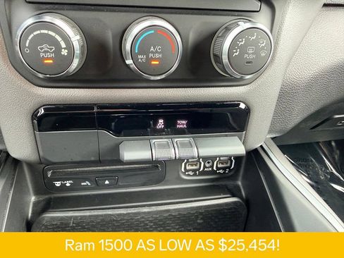 Used 2019 RAM 1500 Big Horn RWD image 11