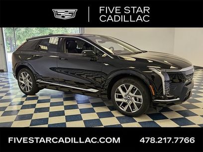 New 2025 Cadillac Optiq Luxury 1