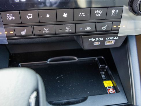 New 2026 Subaru Outback Limited XT AWD/4WD image 10