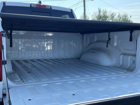 Used 2023 RAM 1500 Big Horn AWD/4WD image 7