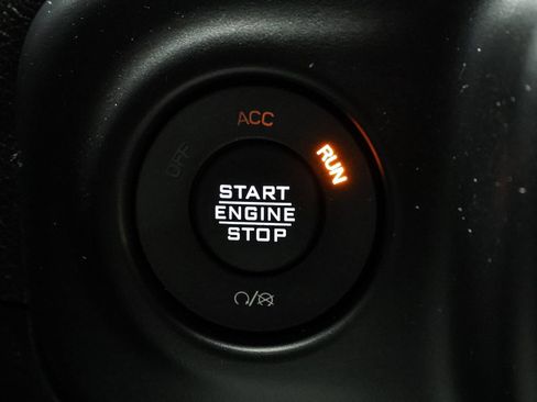 Used 2021 Jeep Gladiator Sport AWD/4WD image 35