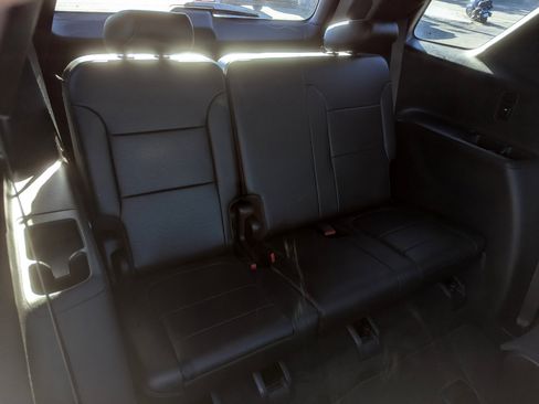 Used 2022 Chevrolet Traverse High Country image 42