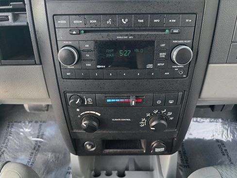 Used 2008 Dodge Durango SXT image 37