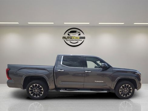 Used 2023 Toyota Tundra Limited image 6