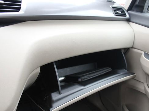 Used 2015 Honda Odyssey Touring Elite image 34