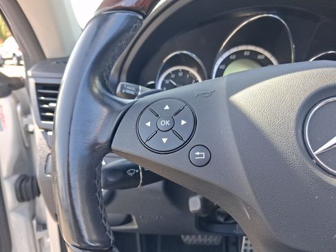 Used 2011 Mercedes-Benz E 350 Cabriolet image 15