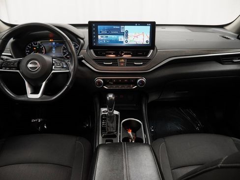 Used 2023 Nissan Altima 2.5 SV w/ SV Premium Package image 26