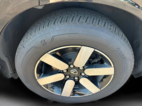 Certified 2024 Honda Prologue Touring image 35