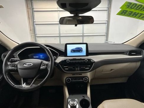 Used 2020 Ford Escape SE Sport AWD/4WD image 4