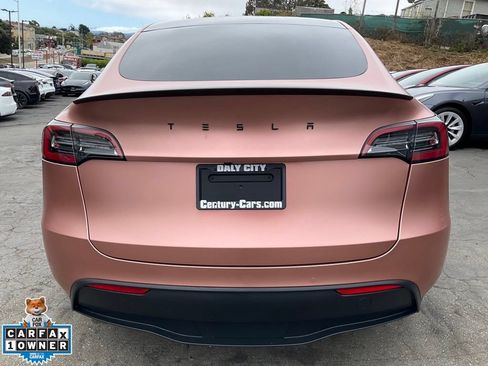 Used 2022 Tesla Model Y Performance AWD/4WD image 4