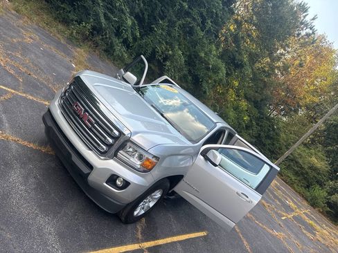 Used 2016 GMC Canyon SLE w/ SLE Convenience Package image 35