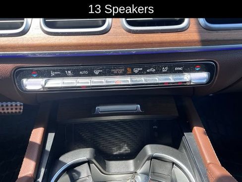 Used 2025 Mercedes-Benz GLS 450 4MATIC image 19