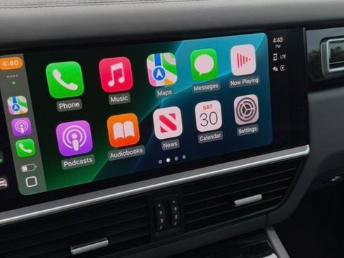 Used 2022 Porsche Cayenne E-Hybrid image 22