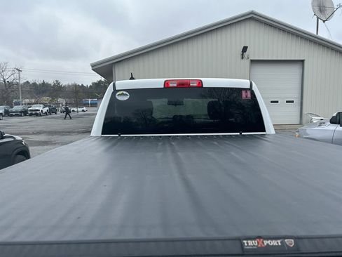 Used 2019 RAM 1500 Express w/ Express Value Package image 8