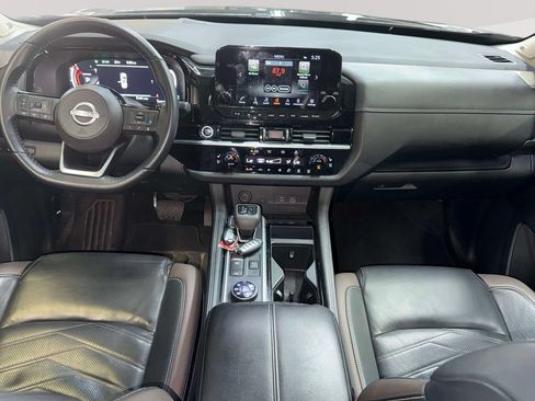 Used 2022 Nissan Pathfinder Platinum w/ Cargo Package AWD/4WD image 32