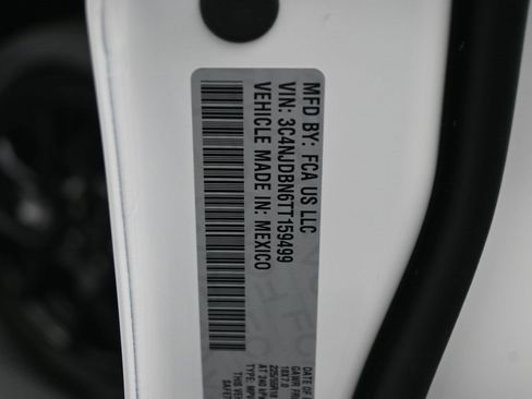 New 2026 Jeep Compass Latitude image 20