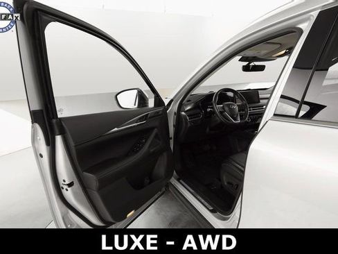 Used 2023 INFINITI QX60 Luxe image 19