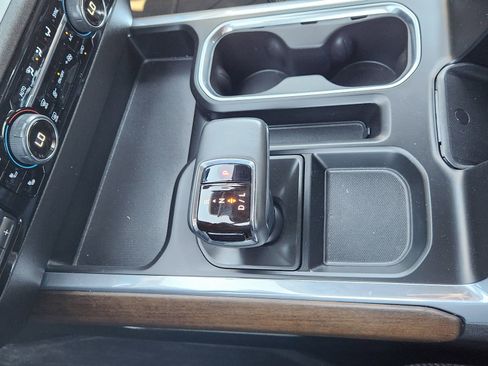 Used 2024 Chevrolet Silverado 1500 High Country w/ High Country Premium Package image 23