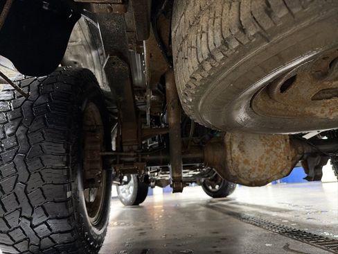 Used 2014 Ford F250 Lariat w/ Chrome Package image 38