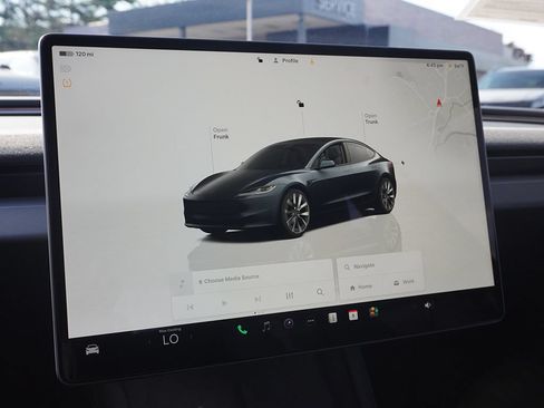 Used 2024 Tesla Model 3 Standard Range RWD image 37