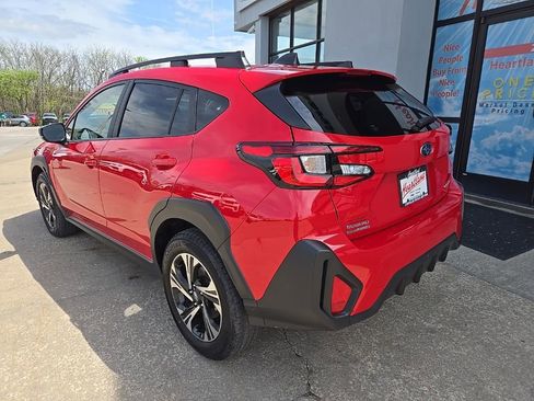 Used 2025 Subaru Crosstrek 2.0i Premium AWD/4WD image 7