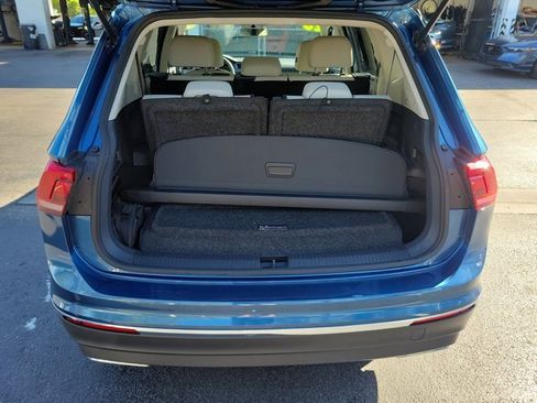 Certified 2020 Volkswagen Tiguan SE image 13