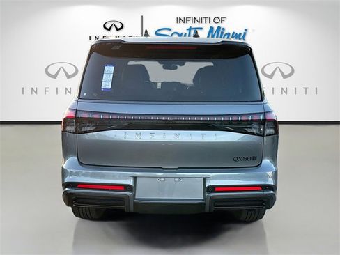 New 2026 INFINITI QX80 Autograph w/ Premium Cargo Package image 6