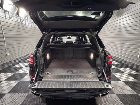 Used 2019 BMW X5 xDrive50i w/ M Sport Package image 41