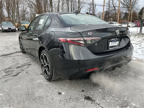 New 2025 Alfa Romeo Giulia w/ Driving Assist Package image 6