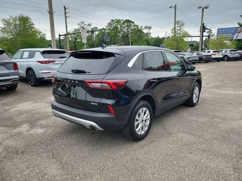 Used 2024 Ford Escape Active AWD/4WD image 2