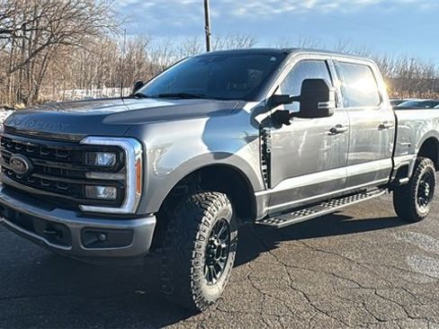 Used 2023 Ford F250 Lariat w/ Lariat Ultimate Package image 7