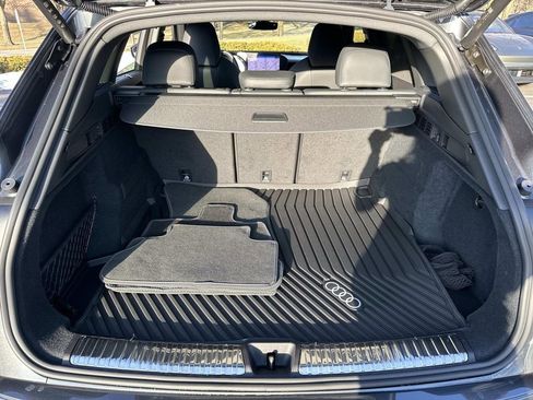 New 2025 Audi SQ5 Premium Plus image 9