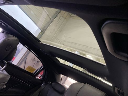 Used 2016 Mercedes-Benz S 550 4MATIC Sedan image 25