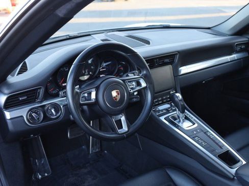 Used 2017 Porsche 911 Carrera image 24