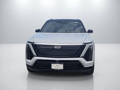 New 2026 Cadillac Vistiq Luxury image 2