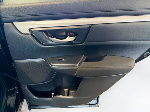 Used 2019 Honda CR-V LX image 27