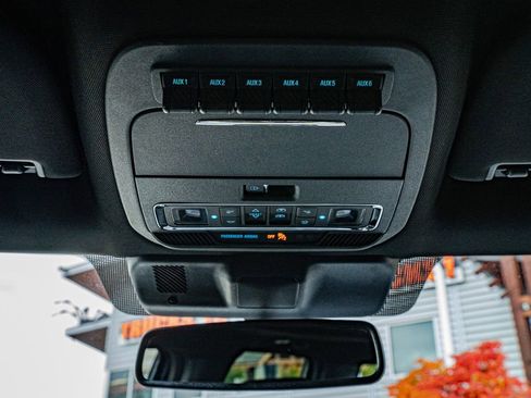 Used 2024 Ford F350 Platinum w/ Tremor Off-Road Package image 17