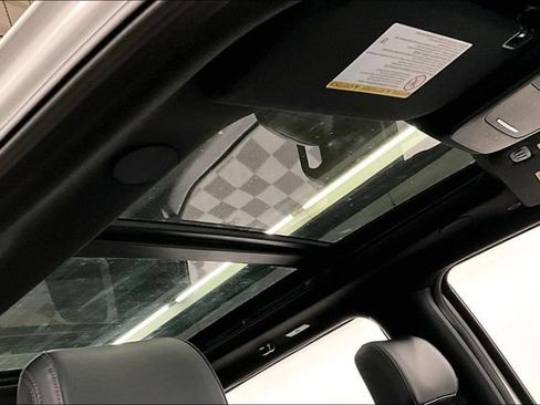 Used 2025 Ford F350 Platinum AWD/4WD image 21